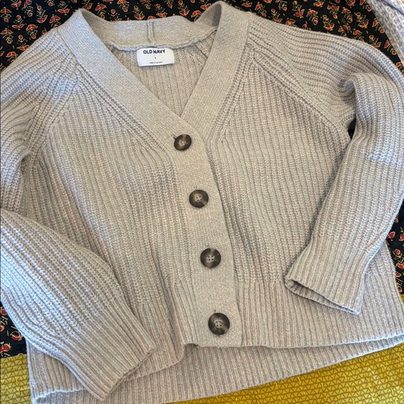 Old Navy Sweaters - Light gray chunky v neck cardigan